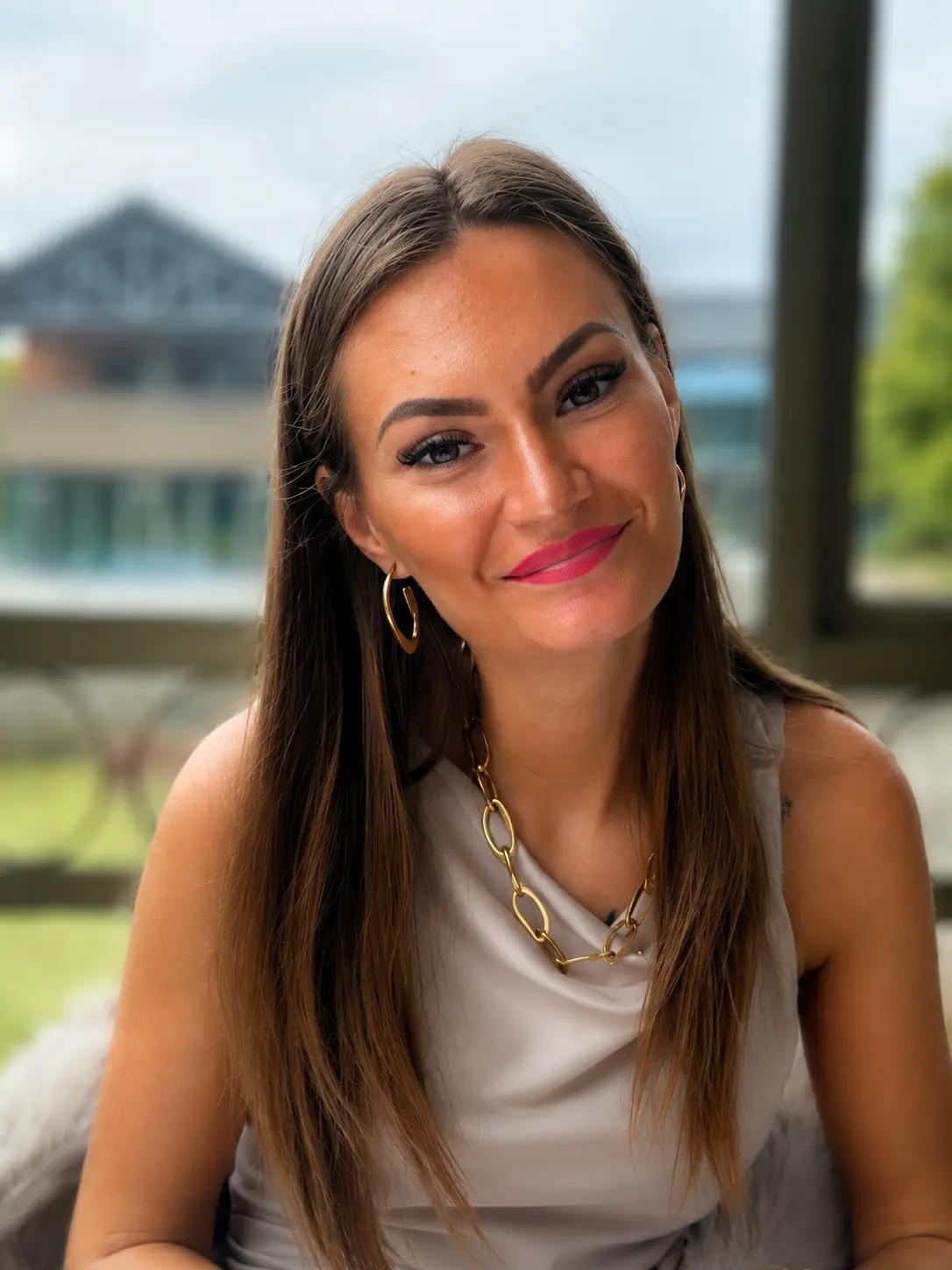 Léa Beaufays, spécialisée en soins esthétiques à domicile à Quevaucamps, Tournai, Beloeil